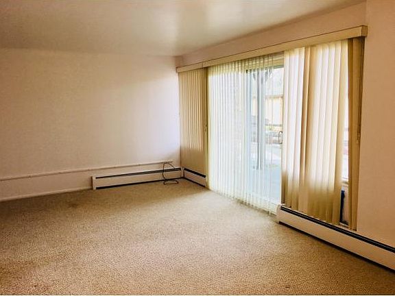 3rd image of 201 Evergreen St #31C