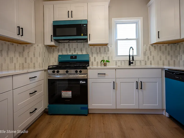 2249 Briarwood Rd — Photo 10