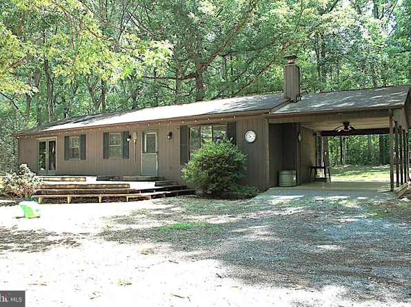 365 Hillcrest Rd, Edinburg, VA 22824