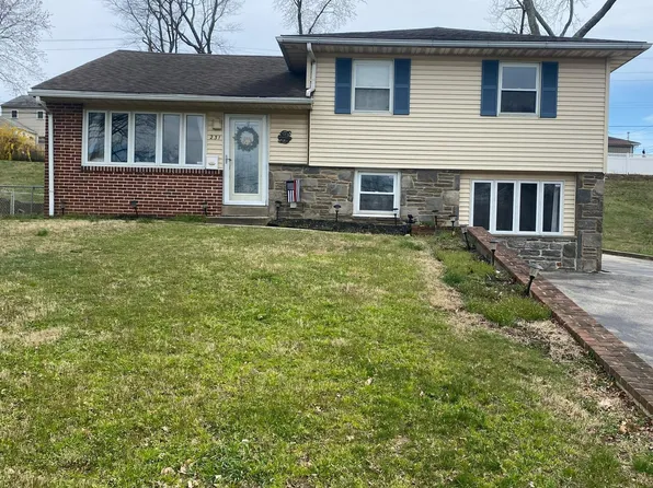 231 Lawrence Rd, Broomall, PA 19008