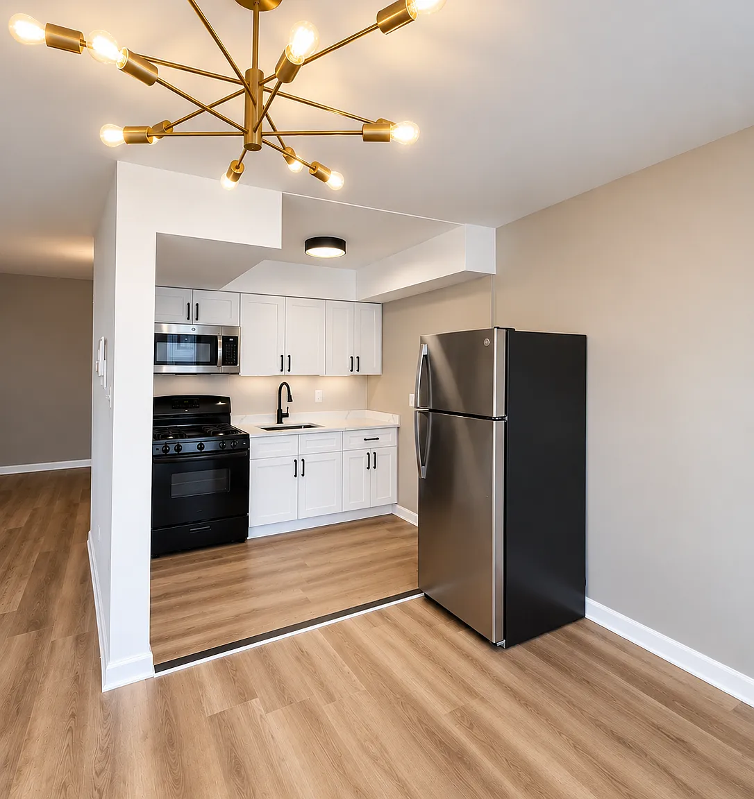 2 bed, 900 sqft, $1,600 — Photo 1