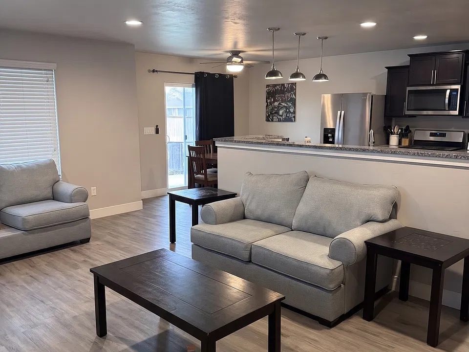 10862 S Harvest Pointe Dr