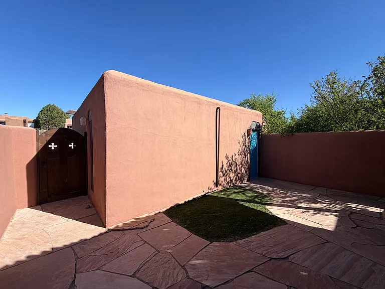2 Cochiti Trl — Photo 4