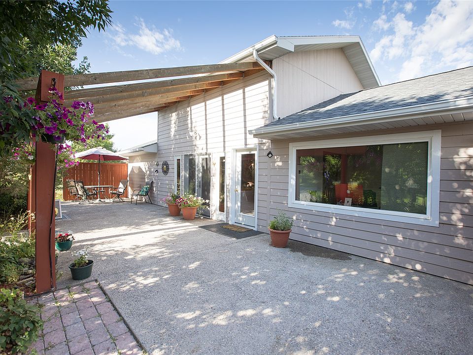 629 Minnesota Ave, Valier, MT 59486 Zillow