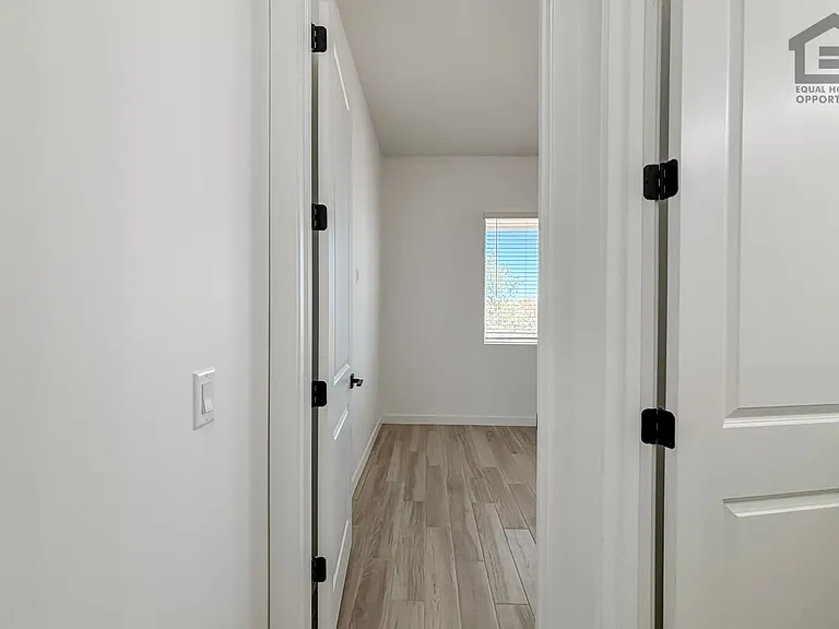 16154 E Lowden Rd — Photo 23