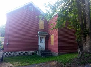 9 Robinson St, North Adams, MA 01247