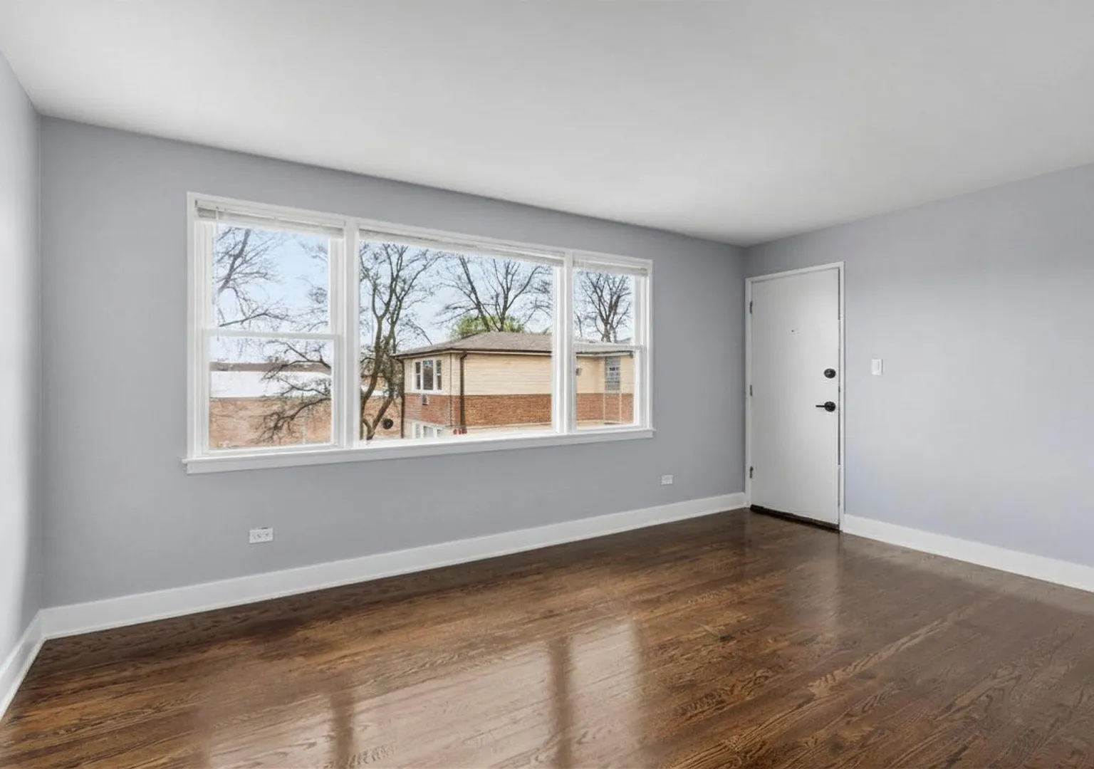 2 bed, 1000 sqft, $1,550 — Photo 4
