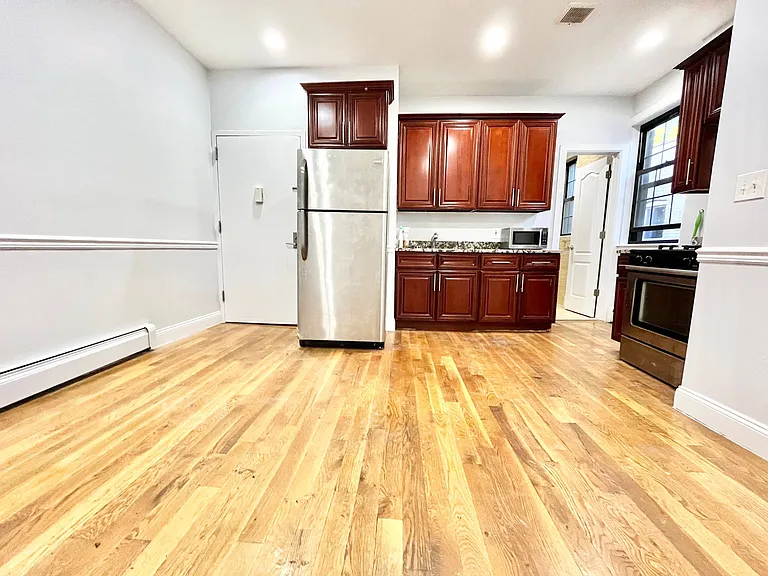 1926 Pacific St #3F — Photo 11