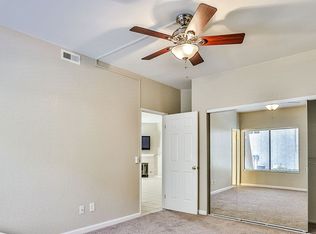 960 Lupine Hills Dr UNIT 56, Vista, CA 92081