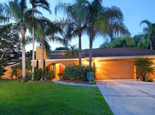 3951 Kingston Dr, Sarasota, FL 34238