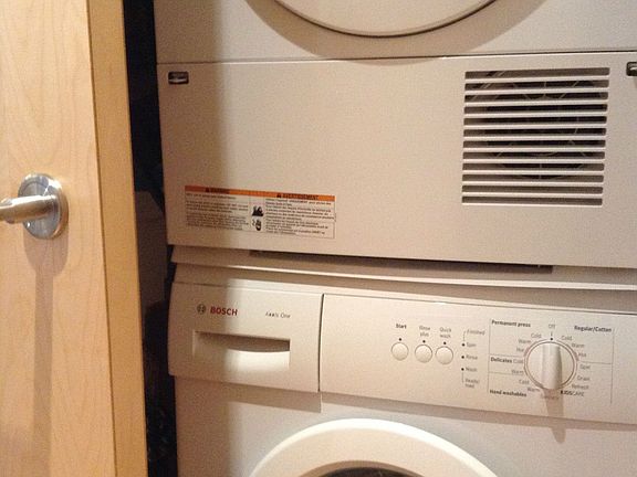 4th image of 555 W 53rd St APT 658