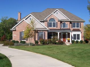 3886 W Garden Ct, Saline, MI
