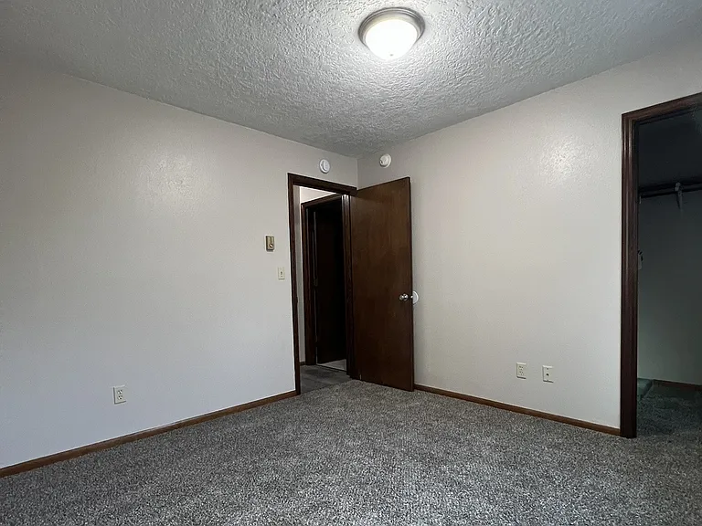 2045 Tibbetts Dr — Photo 20