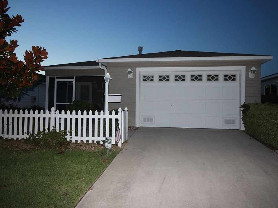1st image of 305 Katherine Pl