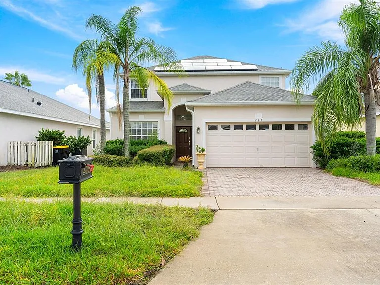 215 Gleneagles Dr — Photo 32