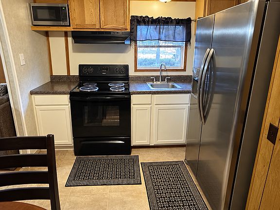 2nd image of 1397 Hidden Oaks Dr