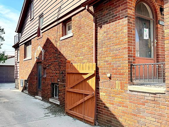 2nd image of 11693 Gallagher St