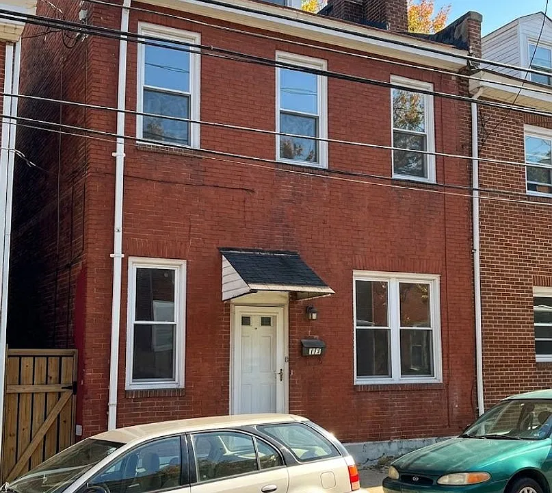 113 S 12th St