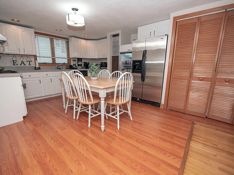 5 Emmet St #2 — Photo 9