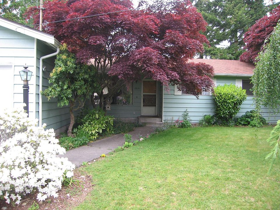 1st image of 6821 191st Pl SW