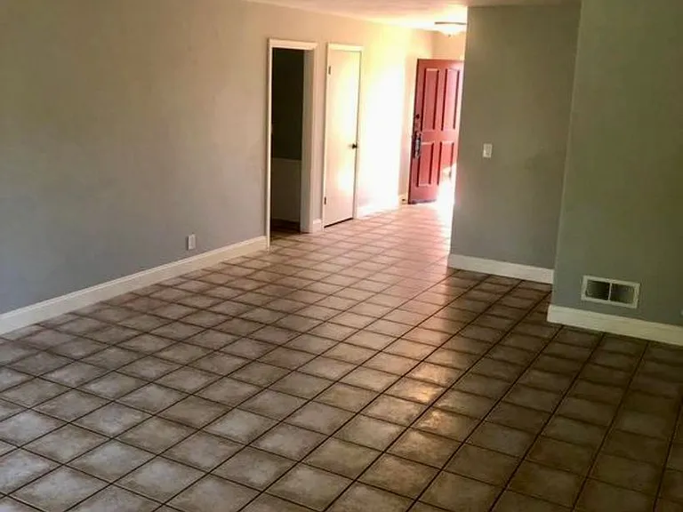 756 San Jacinto Dr — Photo 2