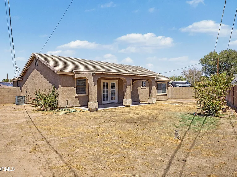 11207 W Hopi St — Photo 28