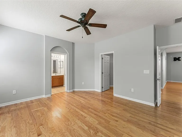 4548 Blue Major Dr — Photo 35