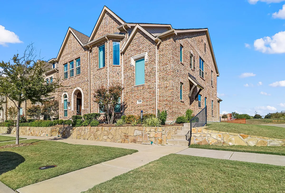 Building Photo - 3348 Archduke Dr