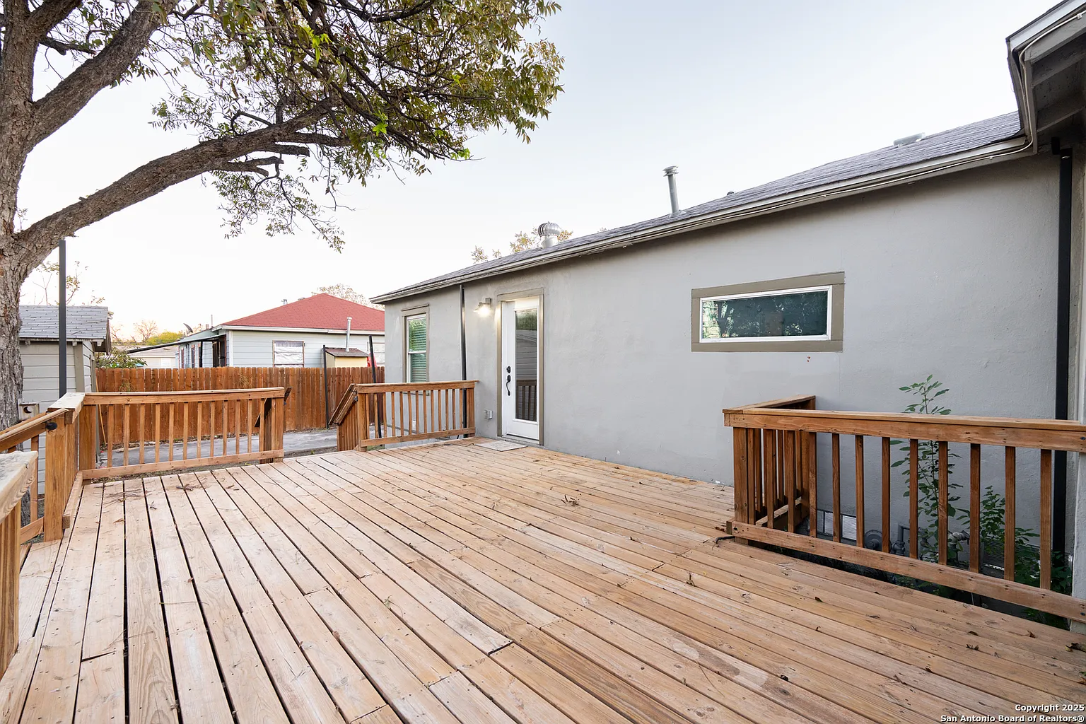 2519 W Huisache Ave — photo 15