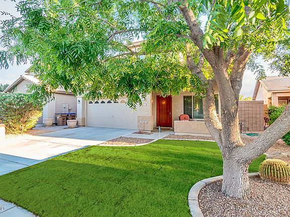 3rd image of 44217 W Venture Ln