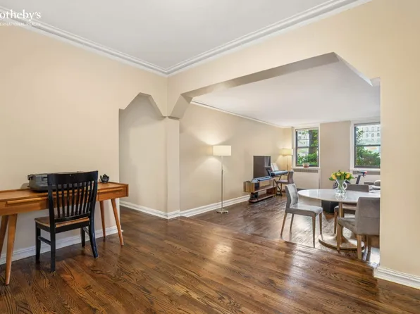 350 Cabrini Boulevard 1A image 3 of 12