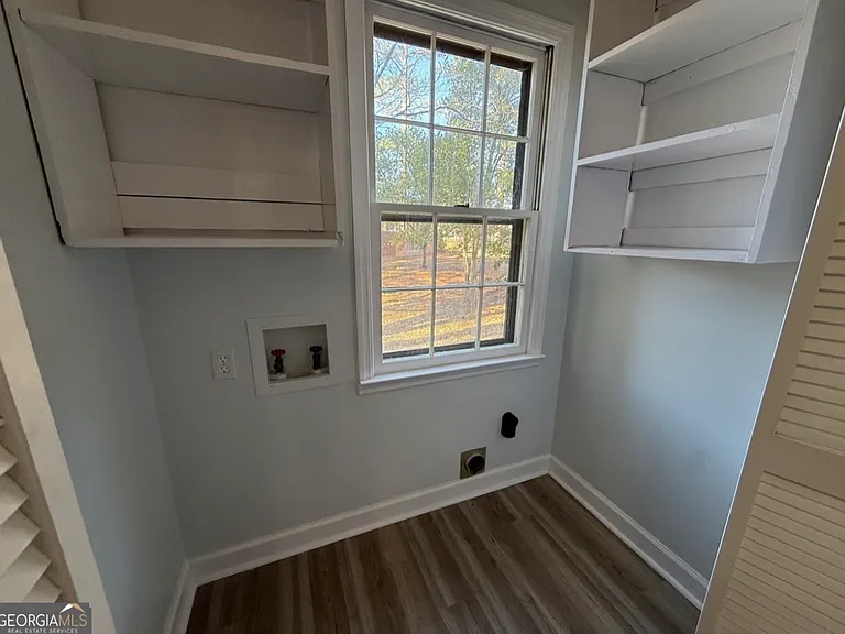 1612 Knox St — Photo 22