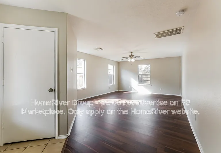 14007 Marners Ct — Photo 8