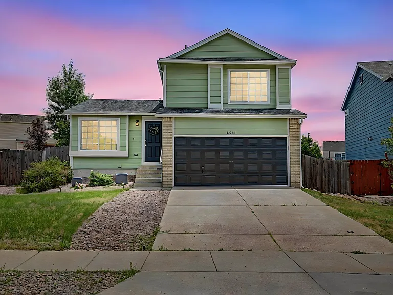 6991 Prairie Wind Dr — Photo 1