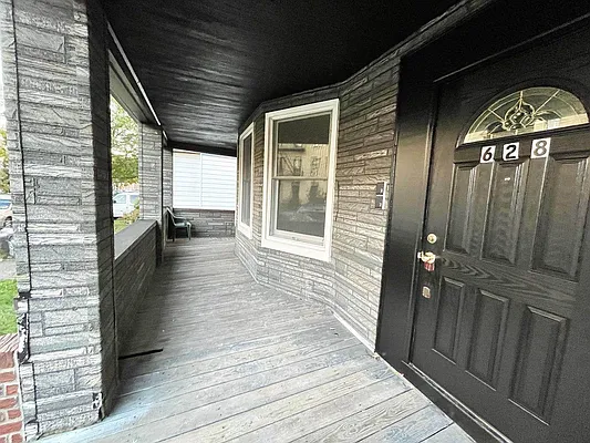 Rented by Yup Realty LLC | media 11