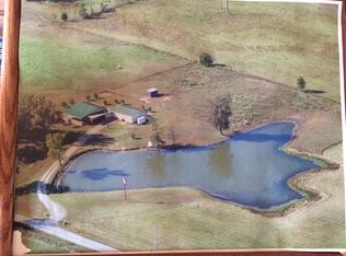 7955 Sinclair Rd, Kinmundy, IL 62854