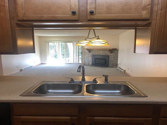 3rd image of 1001 Grandview Dr #120