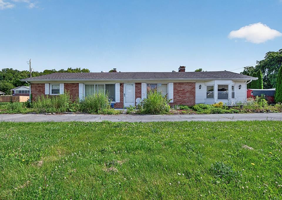 1st image of 189 Deerfield Ln