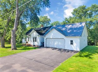 1693 Grand Ave, Savannah, NY 13146