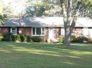820 Cedarcroft Dr, Millersville, MD 21108