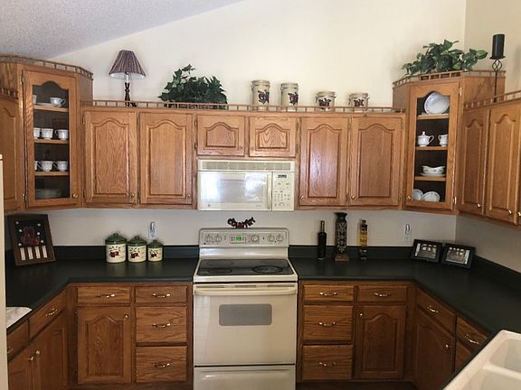 5th image of 6706 NW 31st Cir