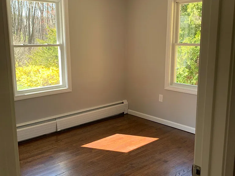 511 Atkins St — Photo 11