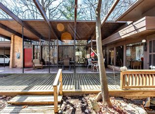 30875 Franklin Rd, Franklin, MI