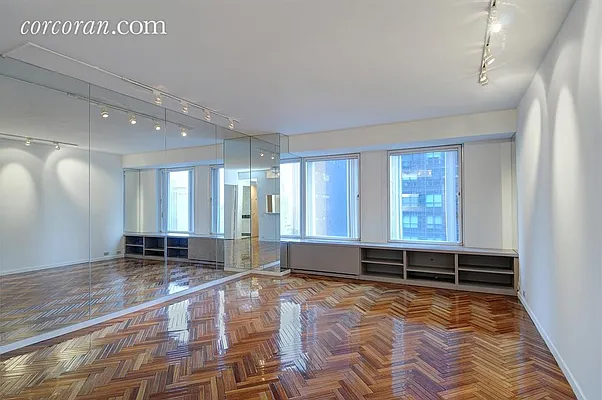 Rented by Corcoran | media 16