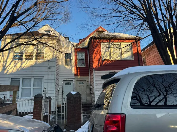 37-23 94th St, Jackson Heights, NY 11372