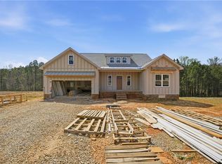 230 Ferry Landing Dr, Boydton, VA 23917