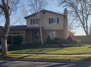 2651 W Meadowridge Dr, West Jordan, UT 84088