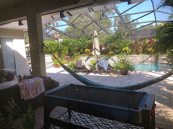 5th image of 150 Shannon Oaks Dr