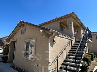 2133 W Lark Ave, Visalia, CA 93291