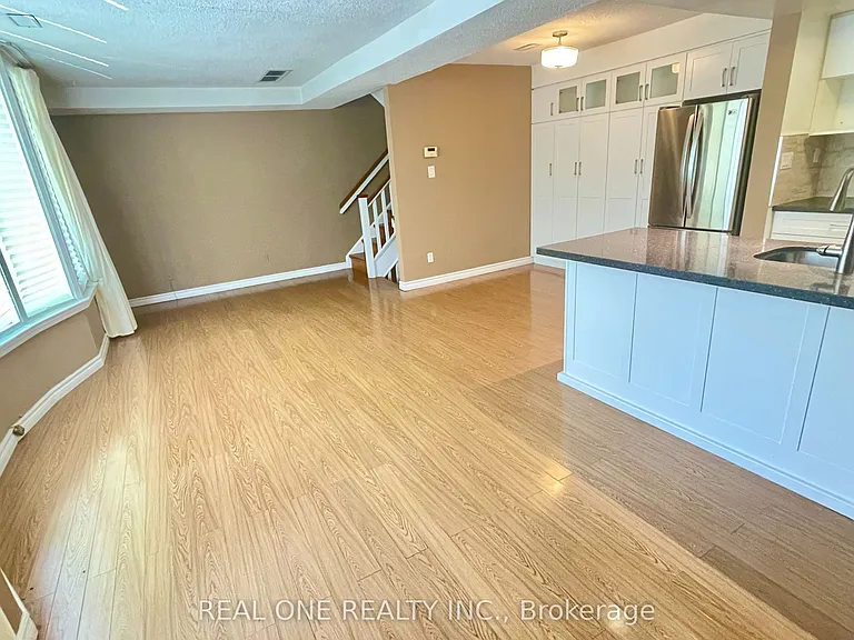 101 McGill St #2 — Photo 4